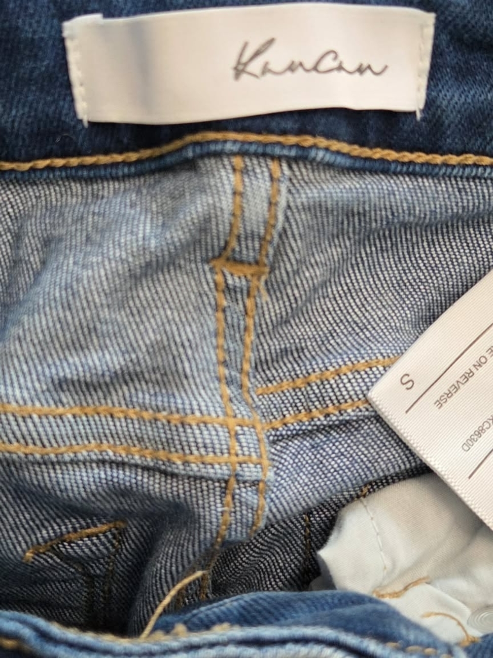 KanCan Mid-Rise Distressed Shorts Size S - Picture 5 of 5